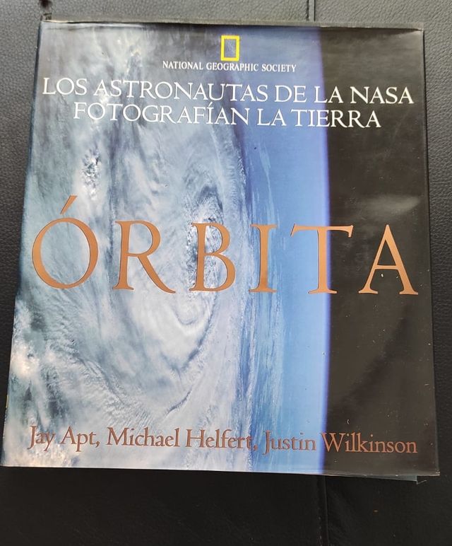 Libro national geographic órbita