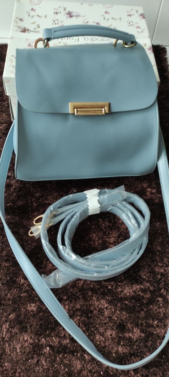 Bolso nuevo. Bolso Parfois.Nuevo. mochila