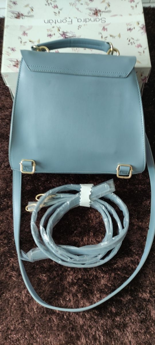 Bolso nuevo. Bolso Parfois.Nuevo. mochila