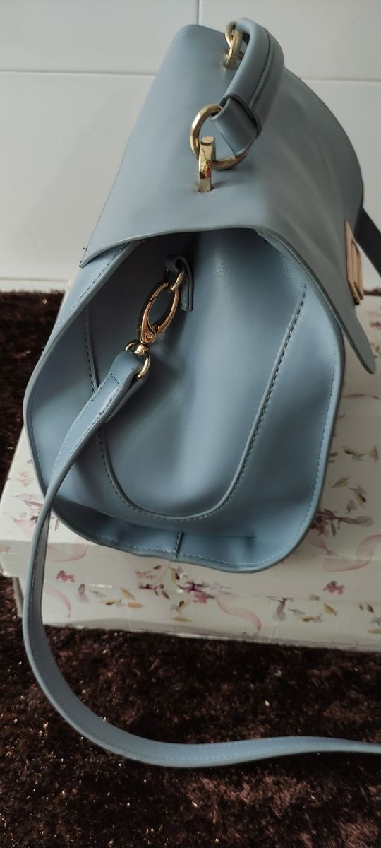 Bolso nuevo. Bolso Parfois.Nuevo. mochila