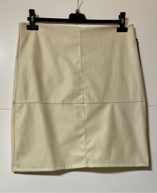 Falda polipiel T-40 leer descripción 