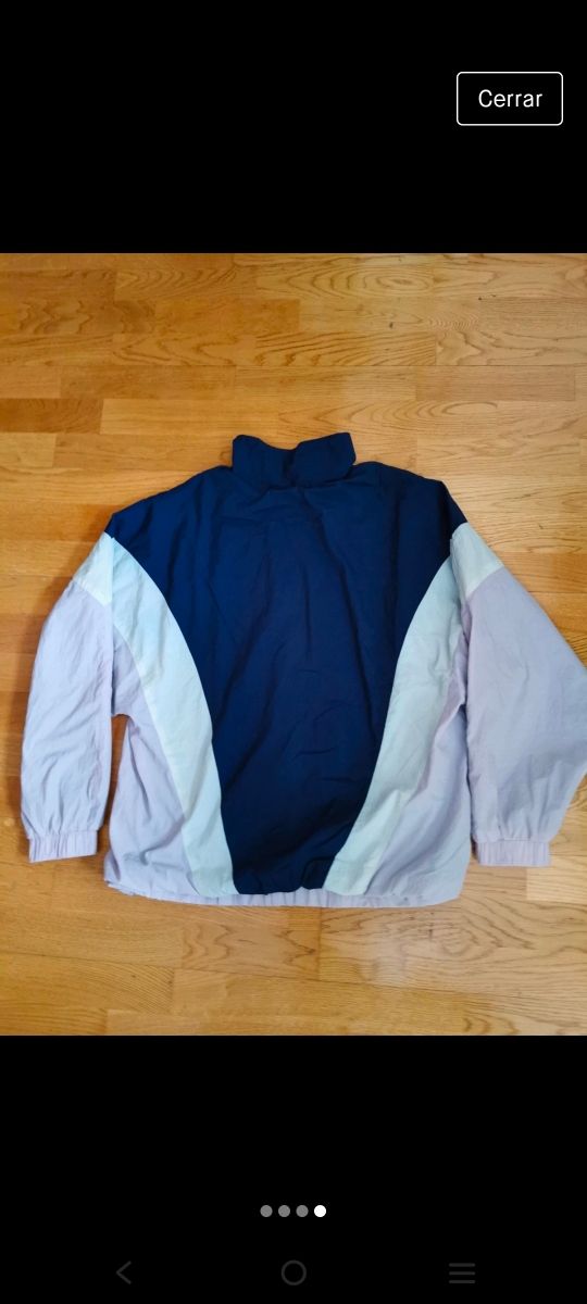 Corta Viento, Vintage Pull & Bear chica