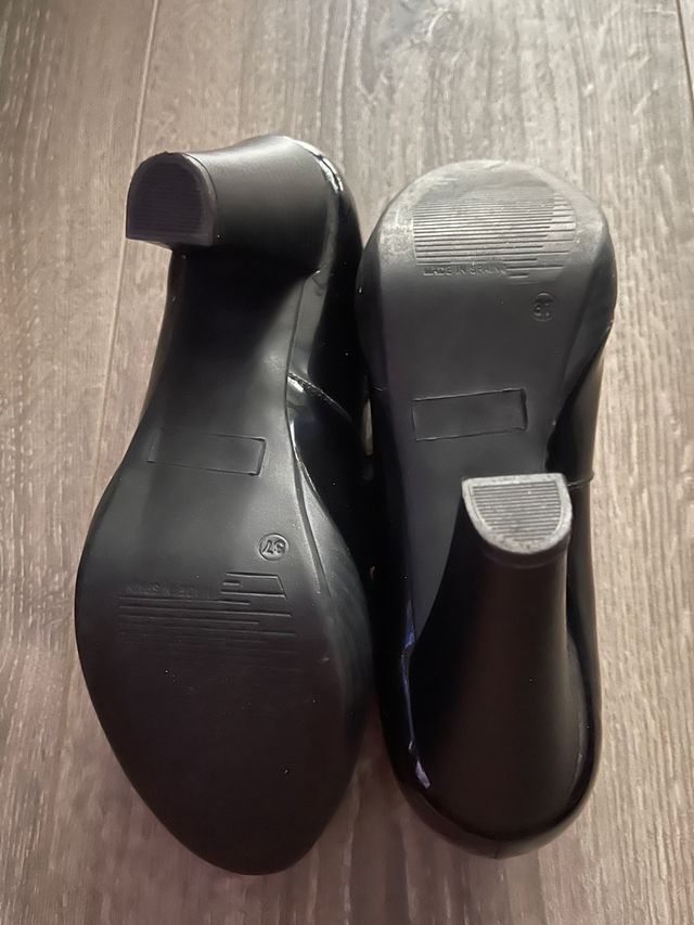 Zapato de Charol talla 37