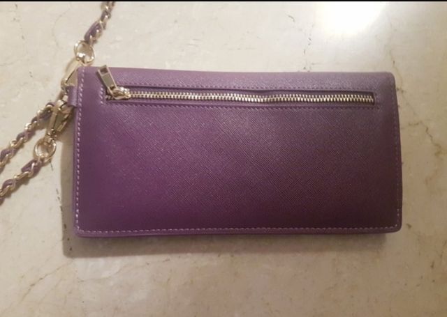 Cartera y monedero nuevos