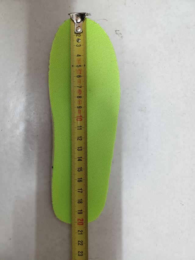 Zapatillas con ruedas y luces