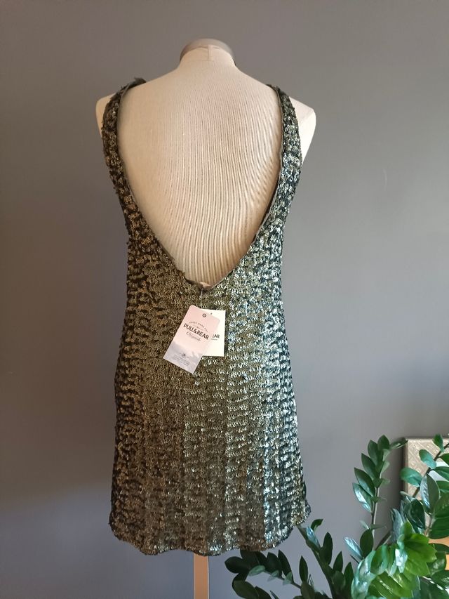 Vestido de Lentejuelas de Pull&Bear.