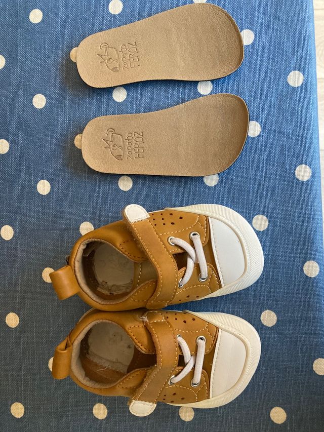 Zapato feroz Paterna microfibra Mostaza talla S