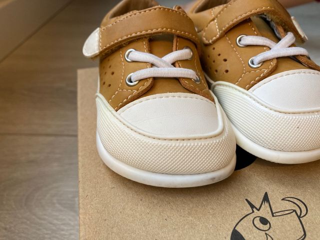 Zapato feroz Paterna microfibra Mostaza talla S