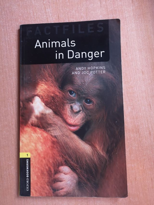Libro de inglés "Animals in danger"