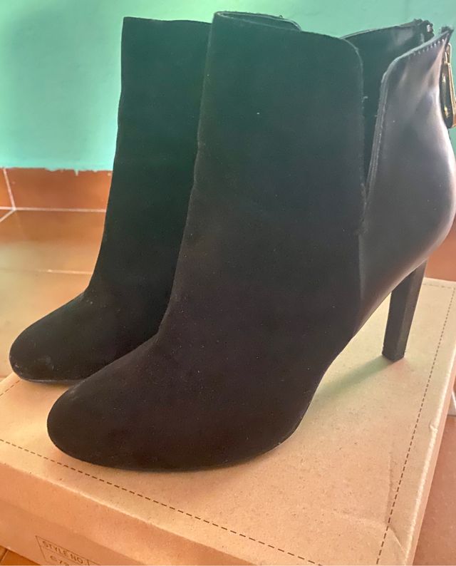 Botines negros zara