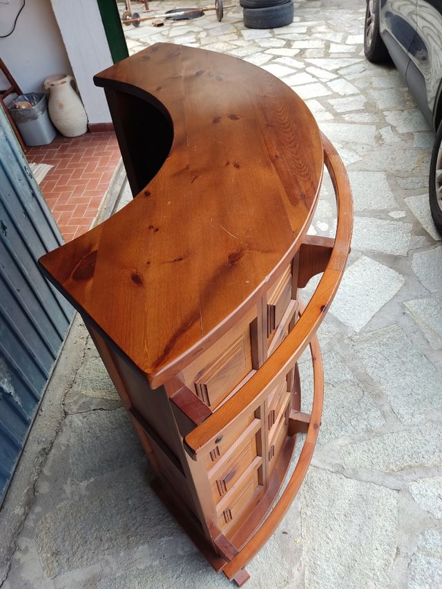 Bancone Bar angolare Vintage con Sgabello