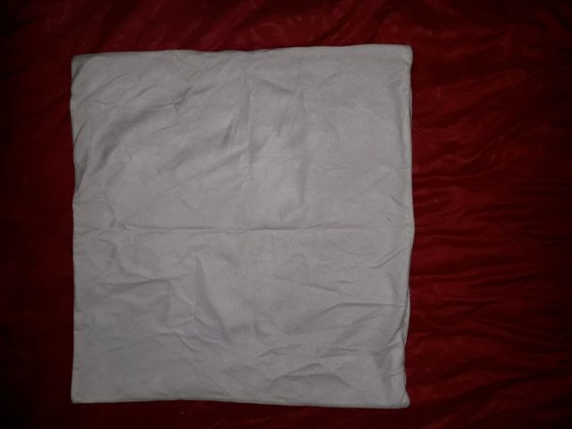 copricuscino per divano,letto,beige-bianco