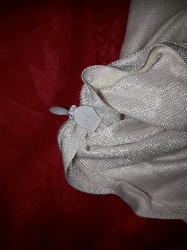 copricuscino per divano,letto,beige-bianco