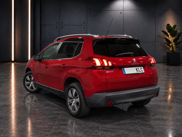 Peugeot 2008 1.6BHDI 100CV STYLE