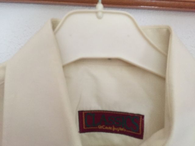 Tres CAMISAS MANGA LARGA