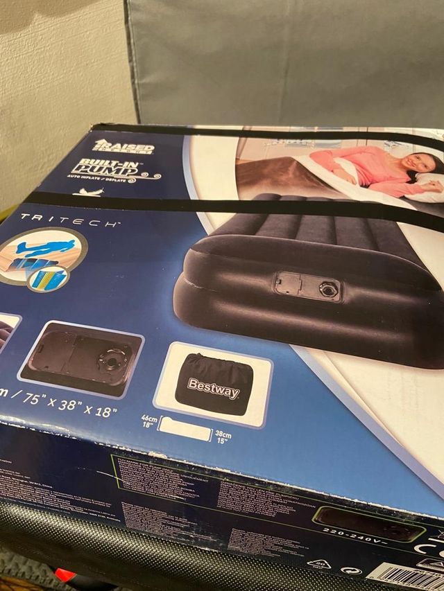Colchón hinchable.