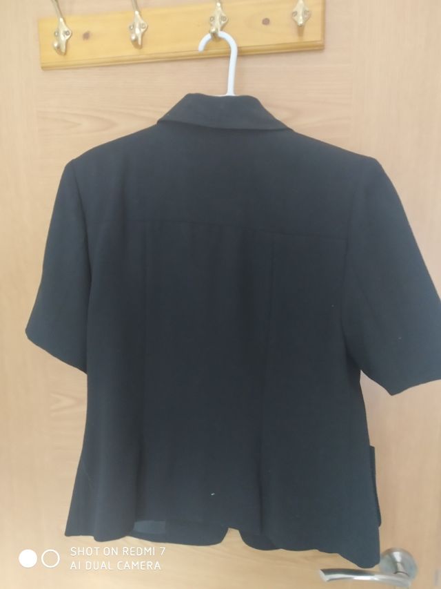 chaqueta manga corta