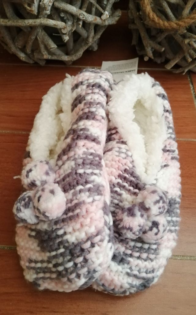 Zapatillas de casa. Señora. Nuevas