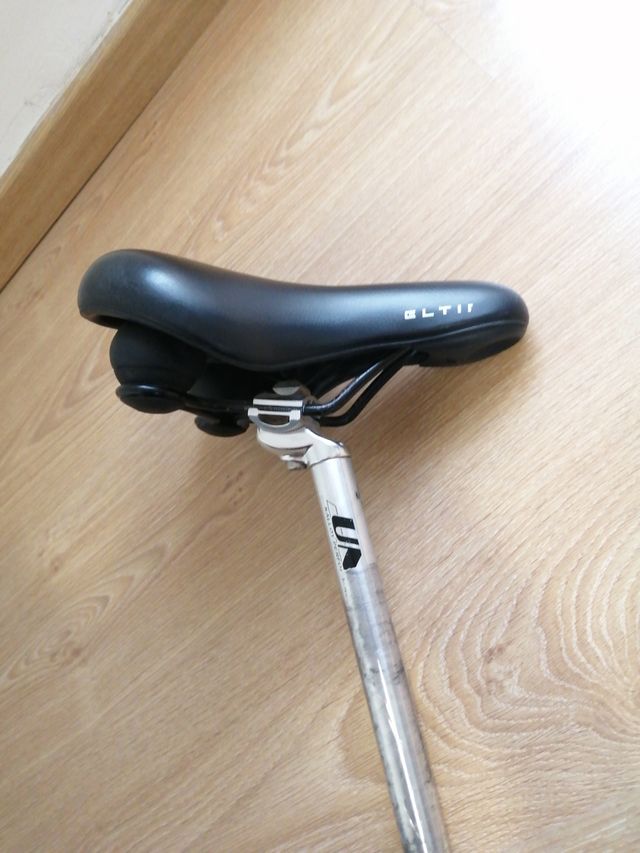 sillín bicicleta con tija