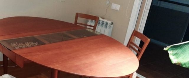 MESA +4 SILLAS (PLEGABLE OVALADA) DE  CEREZO