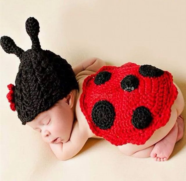 Cama individual metálica con somier de madera