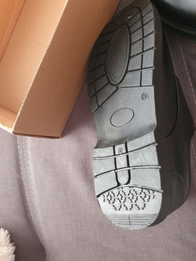 zapatos colegio sin estrenar