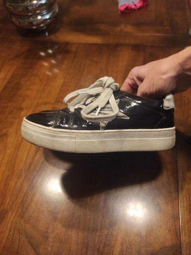 deportivas de charol n° 34