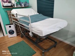 Cama eléctrica articulada elevable 90