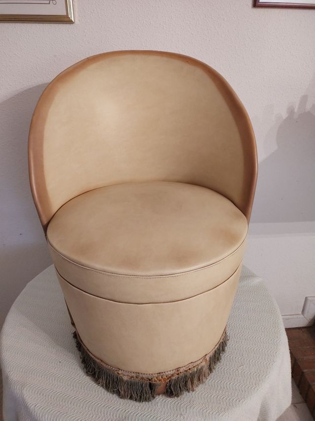 Sillón Descalzadora vintage.