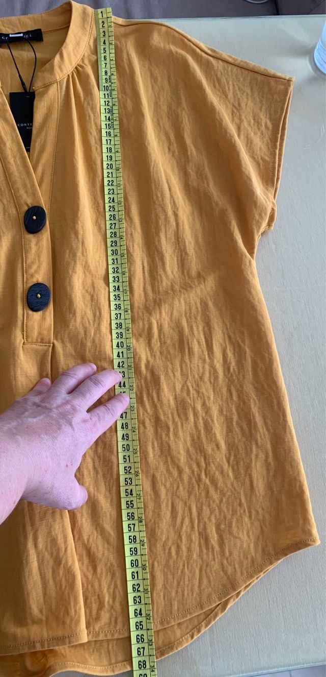 Blusa mostaza manga corta Cortefiel Nueva.