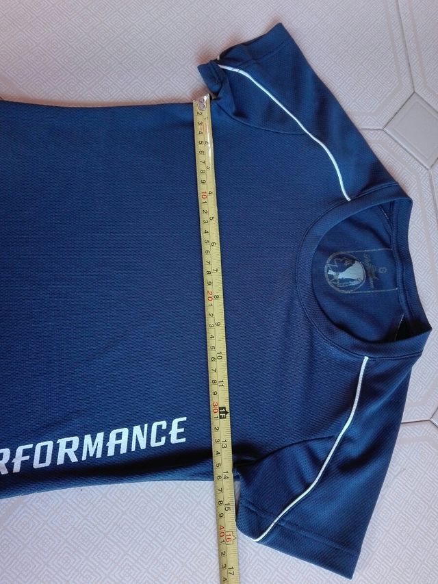 Camiseta Peak Performance. Talla S
