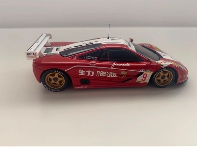 1/43 Mclaren lemans.