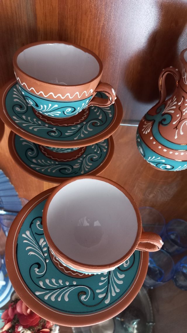 Juego de cafe o te de barro artesanal