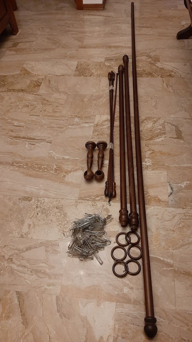 Bastoni tende in LEGNO. Prezzo trattabile.