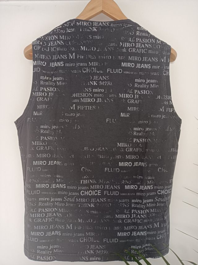 MIRÓ JEANS. Camiseta sin mangas