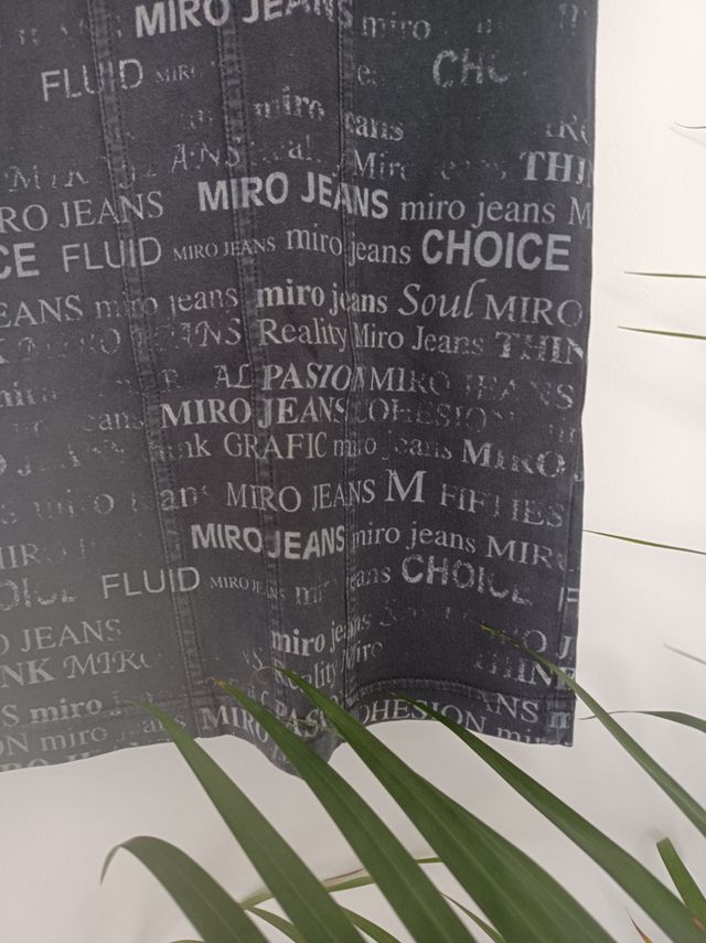 MIRÓ JEANS. Camiseta sin mangas