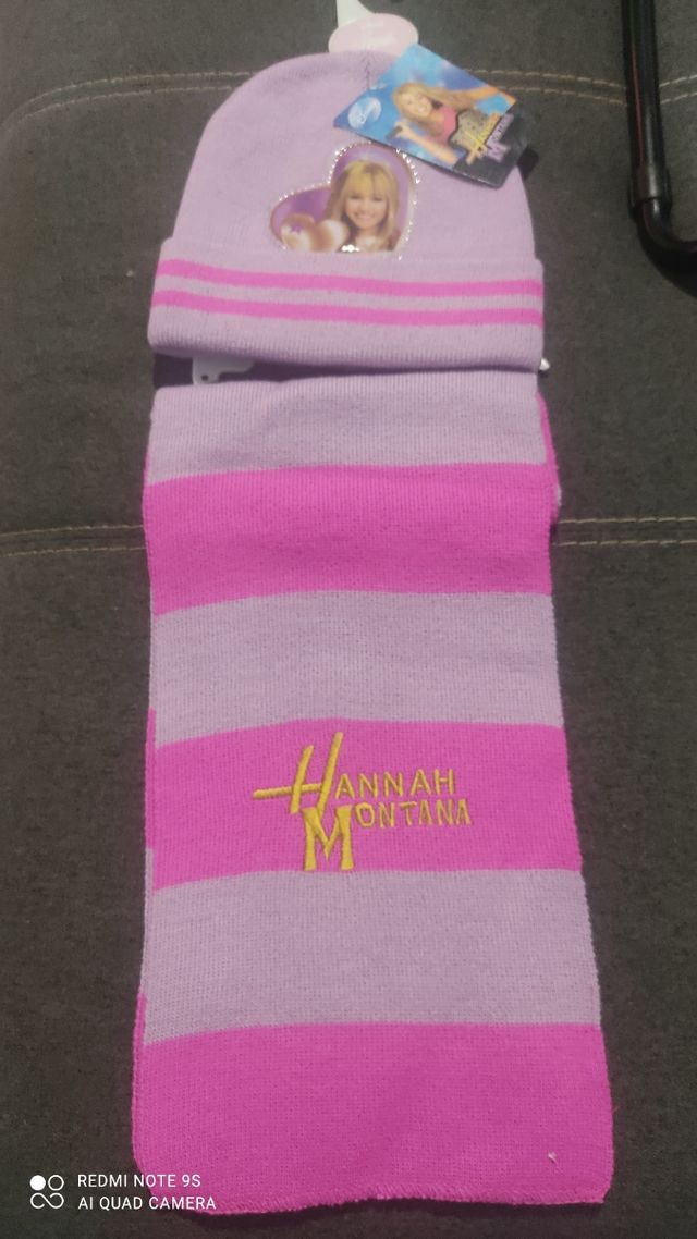 Gorro y bufanda a juego