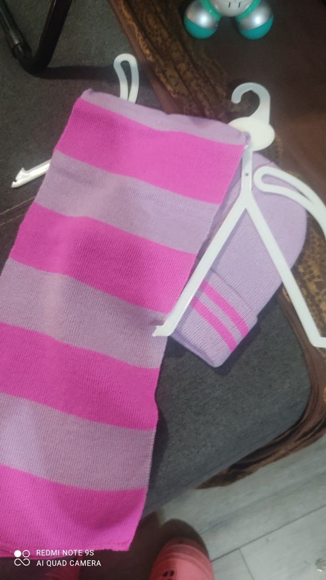 Gorro y bufanda a juego