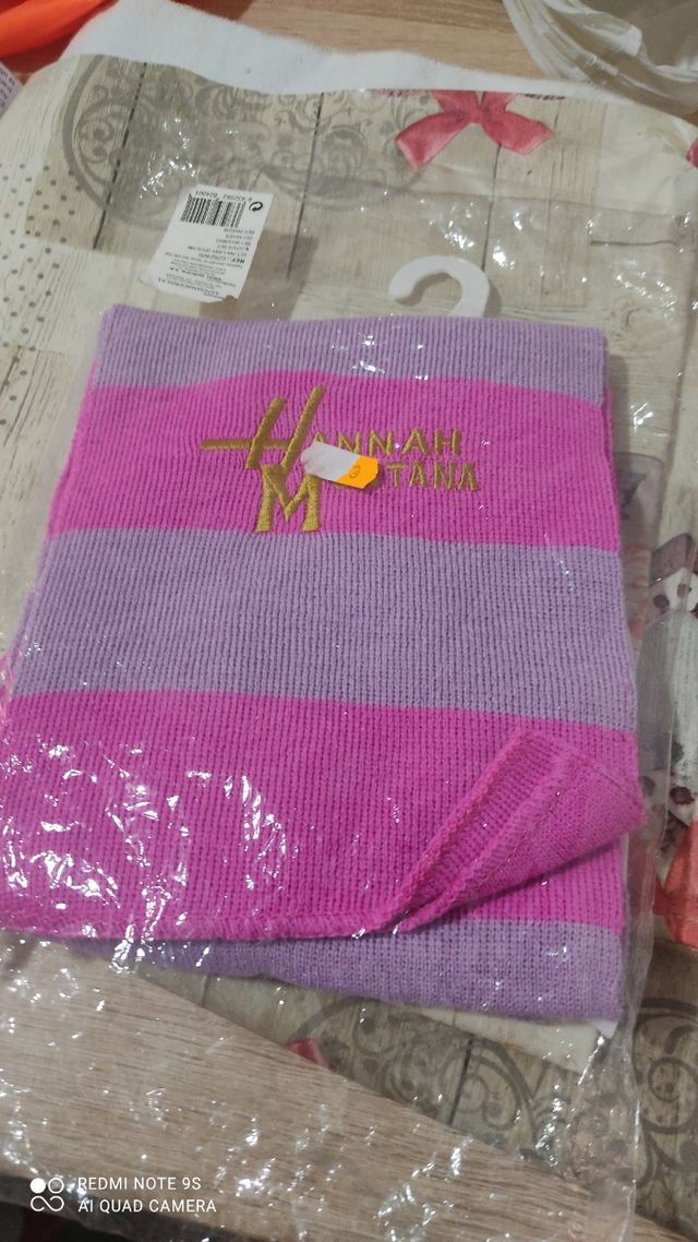 Gorro y bufanda a juego