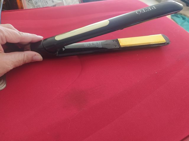 Plancha de pelo profesional, marca Pettò.
