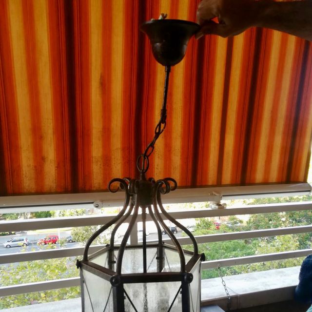 Lámpara-Farol en perfecto estado estilo rústico