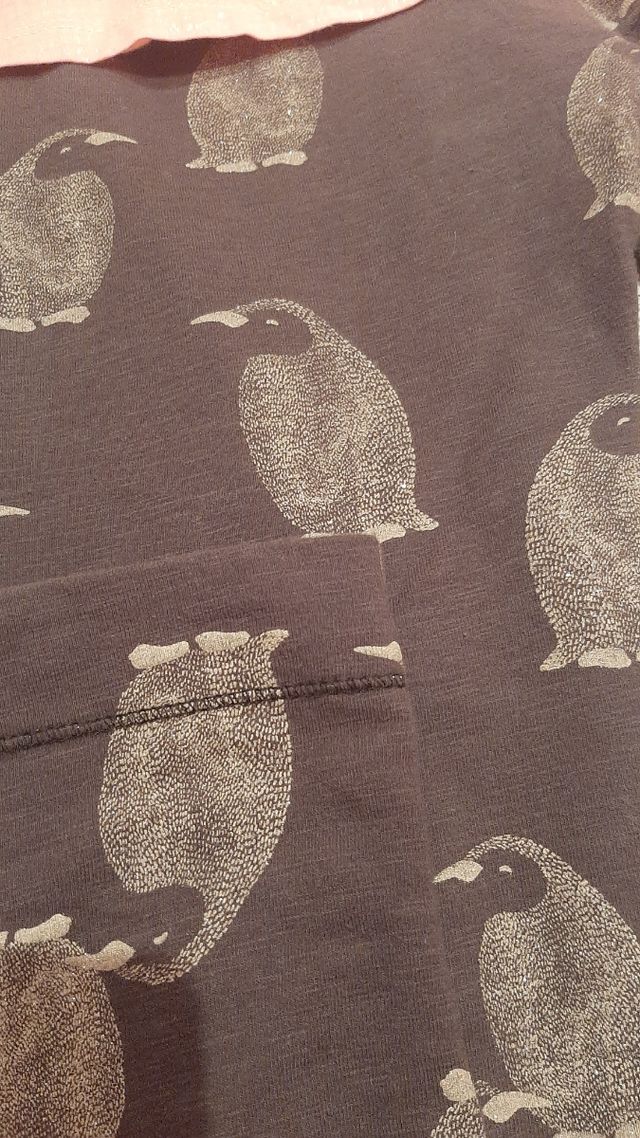 Conjunto de legging y camiseta