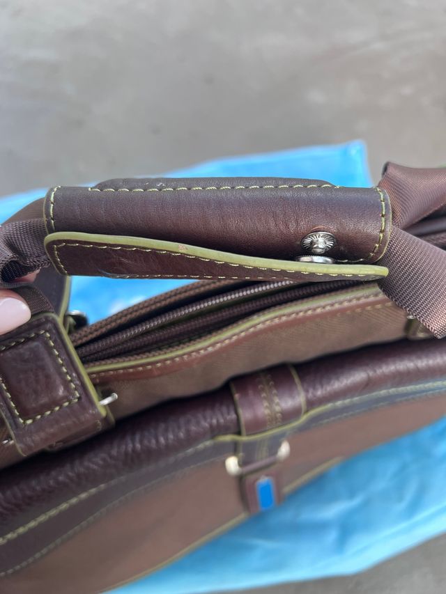 Borsa due manici Testa di Moro di Piquadro