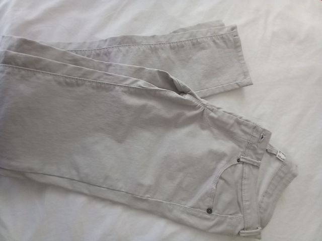 pantalón color moda