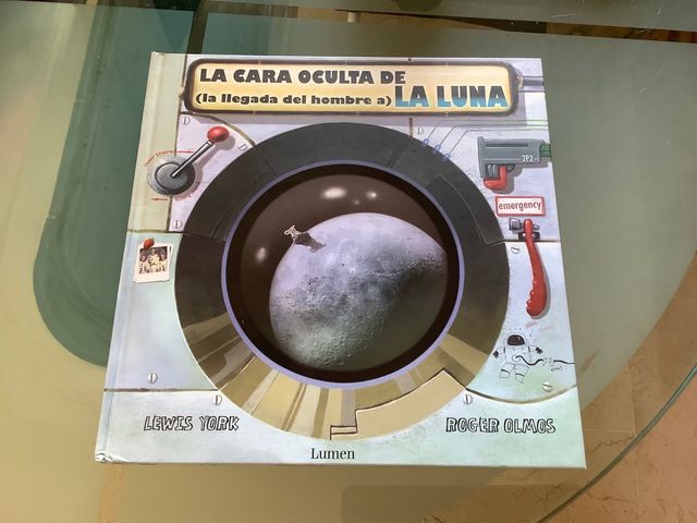 "La cara oculta de la luna"