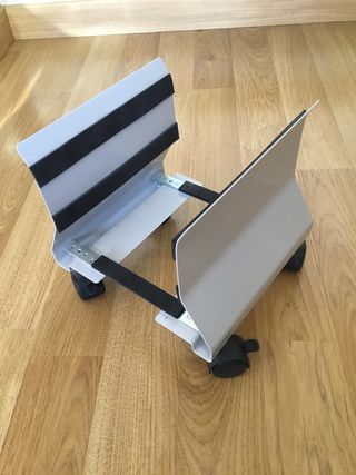 Carro para torre ordenador