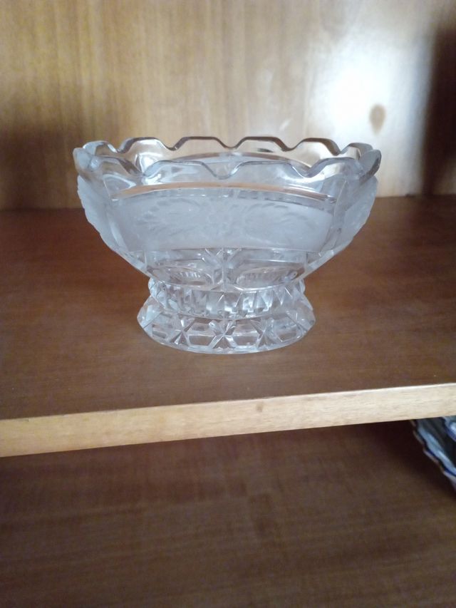 cuenco,tarro pequeño