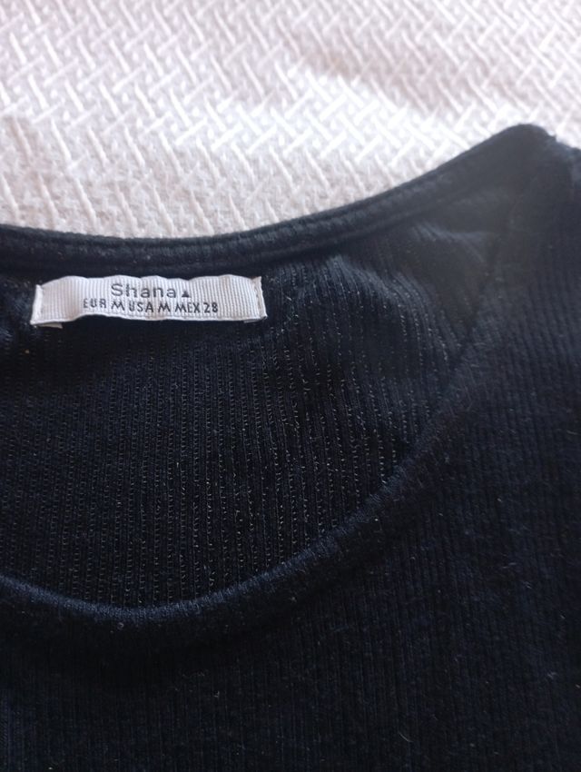 Conjunto body y falda