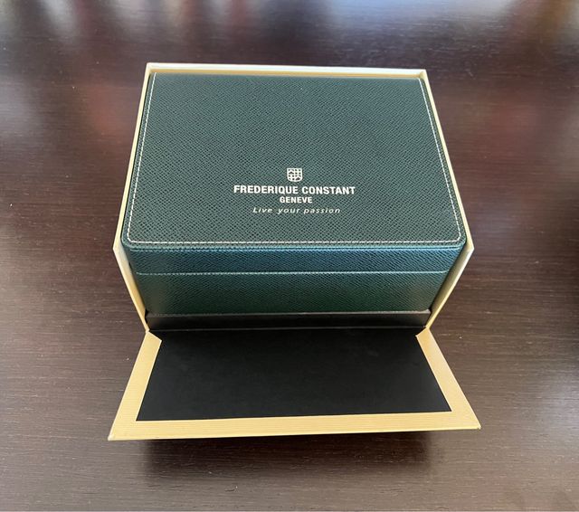Estuche Frederique Constant.