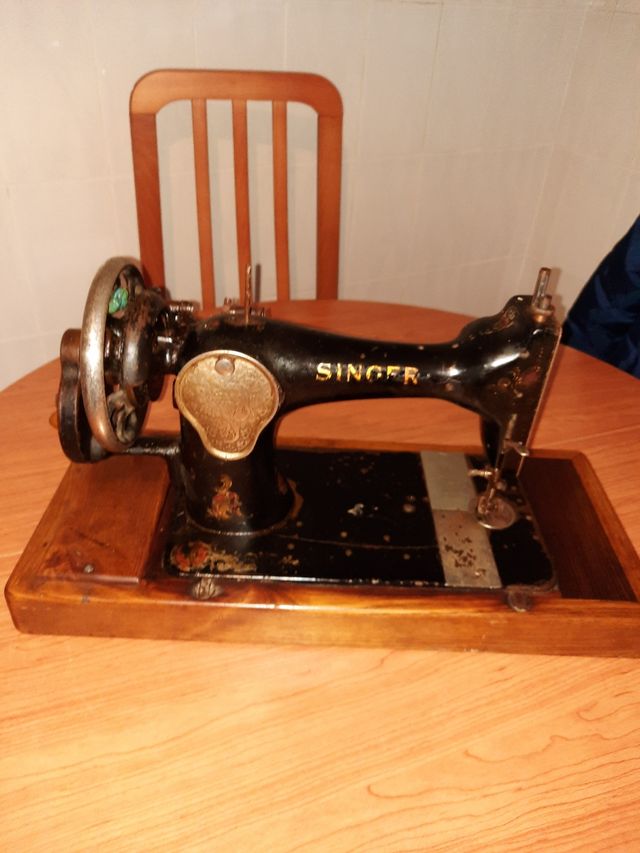 Máquina de coser SINGER